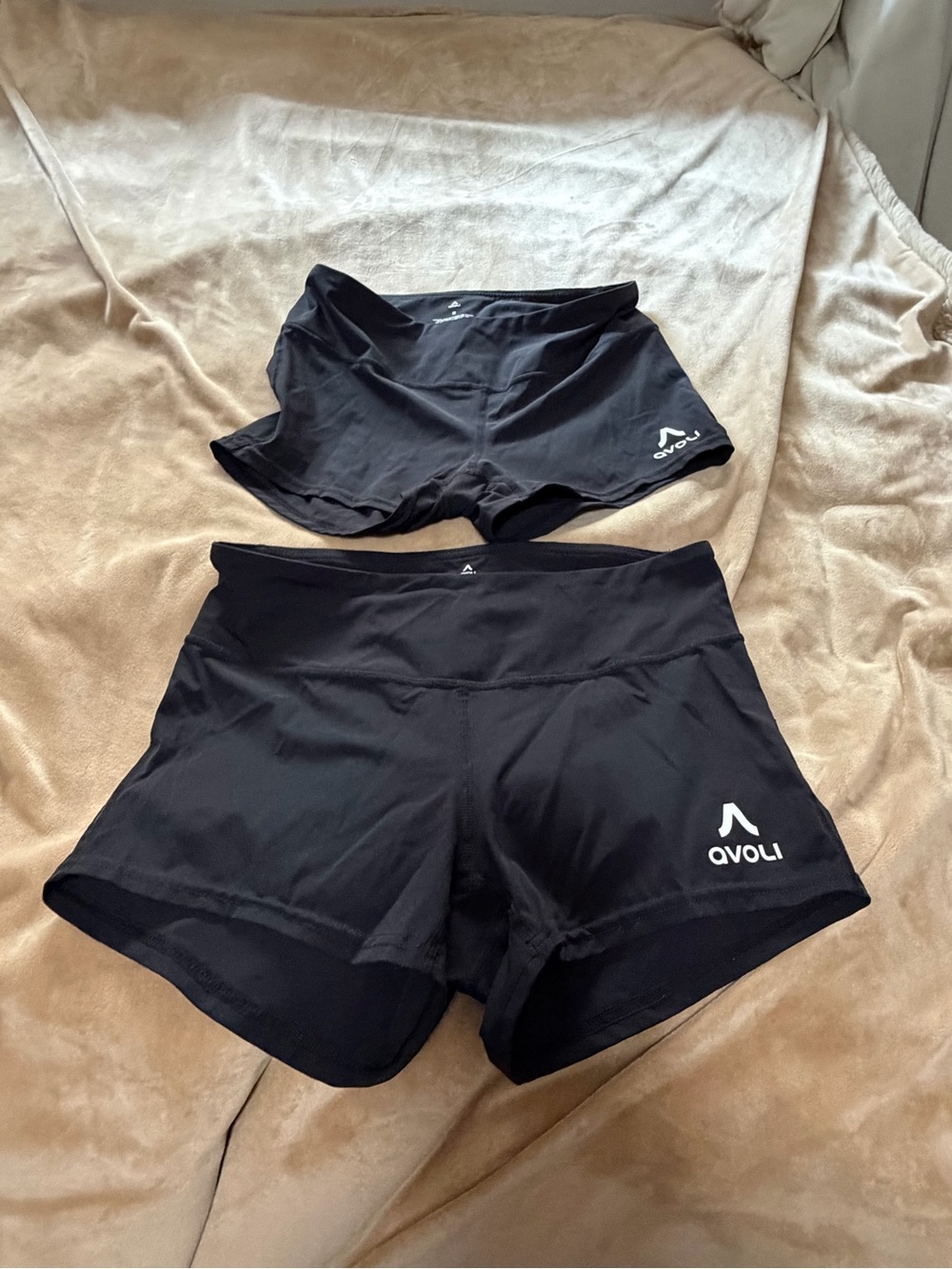 Avoli Volleyball Black High-Waist Performance Shorts Women’s Medium